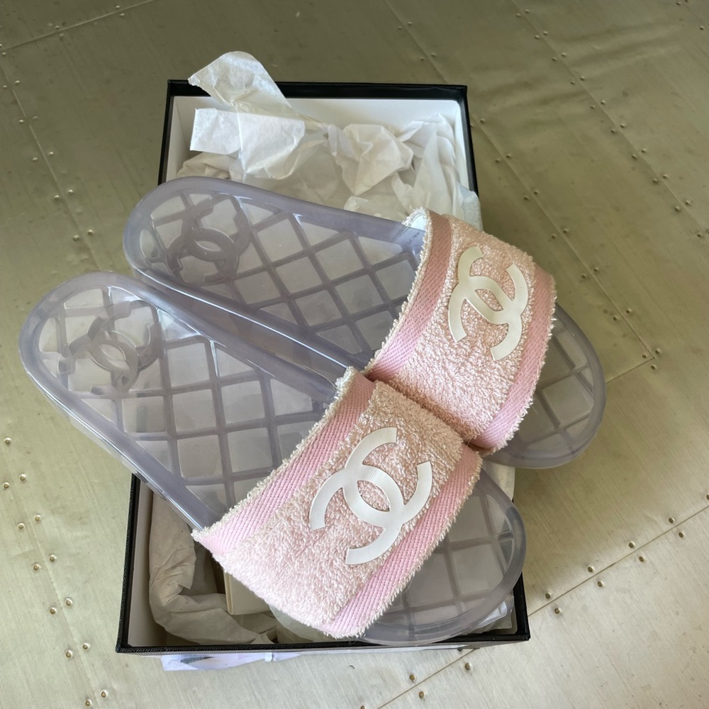Chanel slides pink terry cloth logo sandals sz 39 - Picture 6 of 11